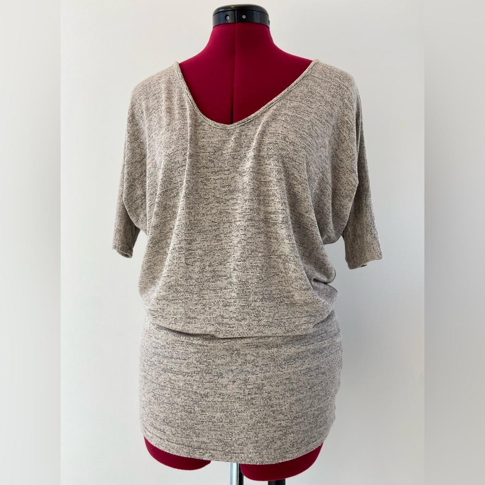 Acemi Grey Sweater with 3/4 Length Sleeves - Sz M
